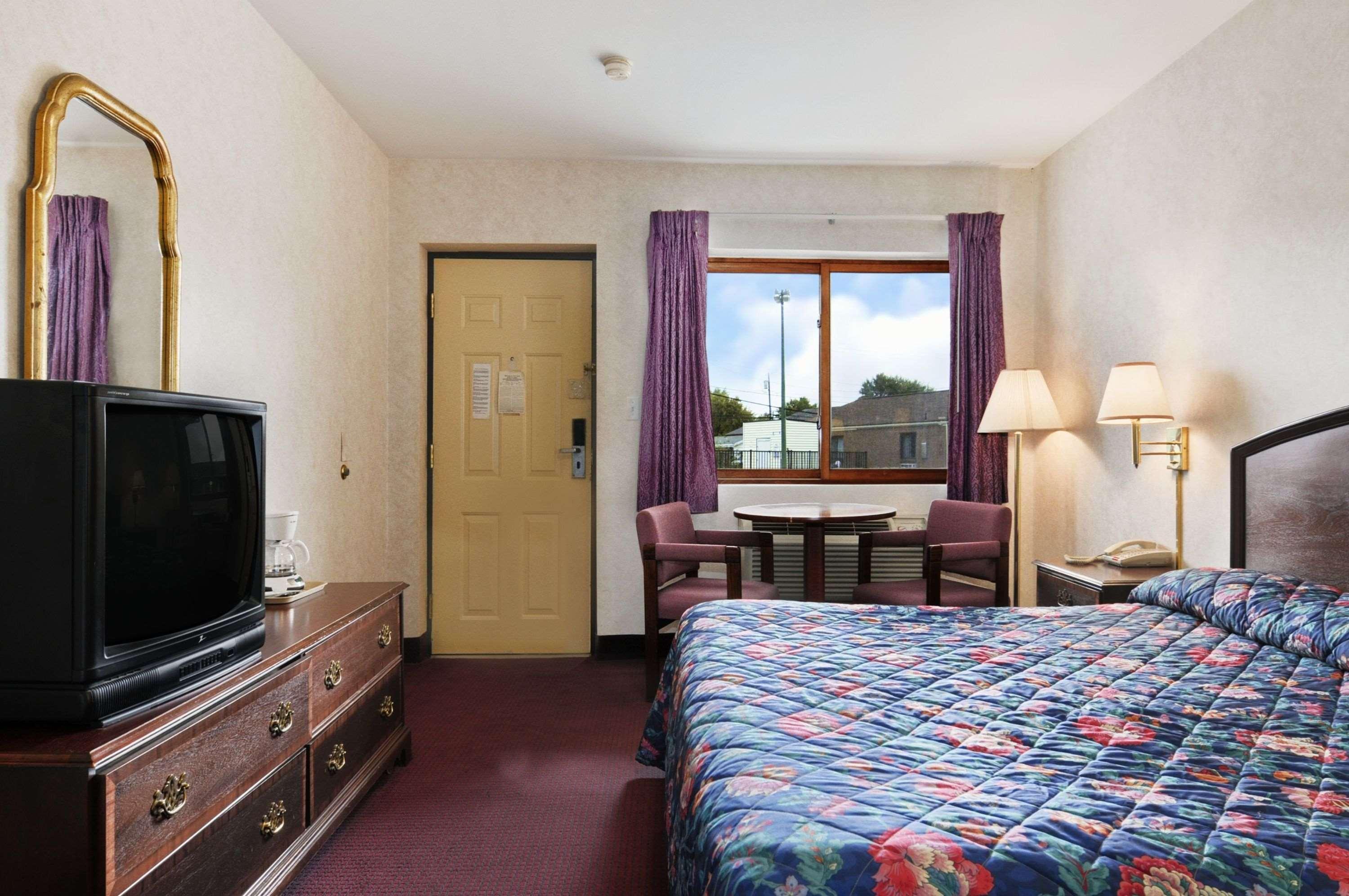 Travelodge By Wyndham Niagara Falls - New York Екстер'єр фото