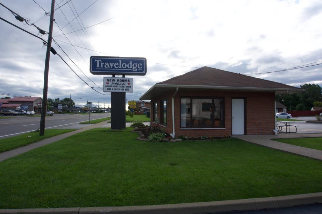 Travelodge By Wyndham Niagara Falls - New York Екстер'єр фото