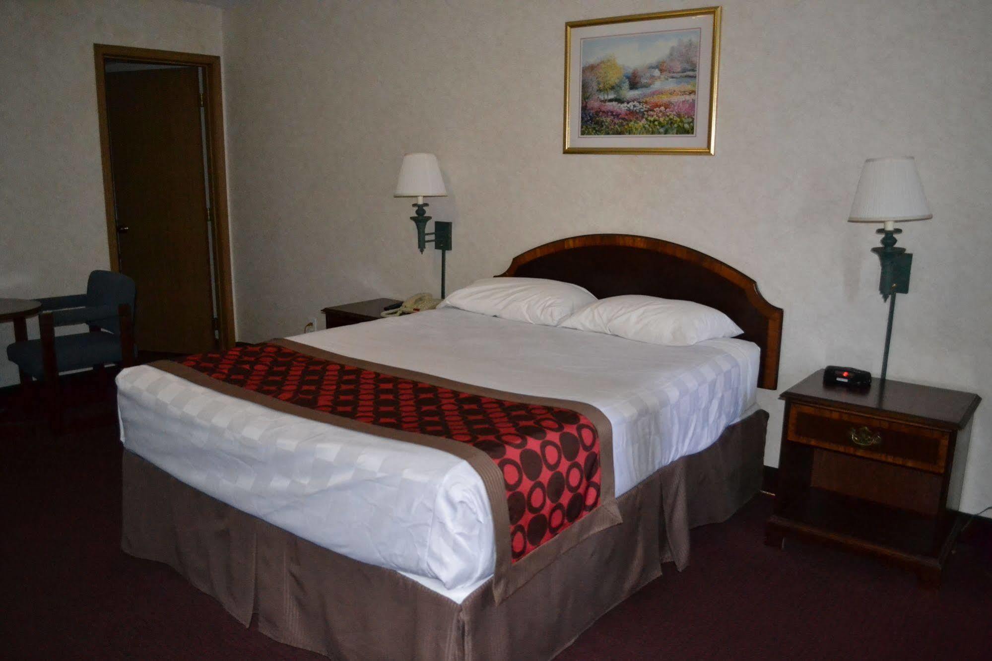 Travelodge By Wyndham Niagara Falls - New York Екстер'єр фото